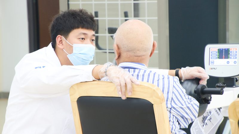 护工培训证书，如何一步到位？**