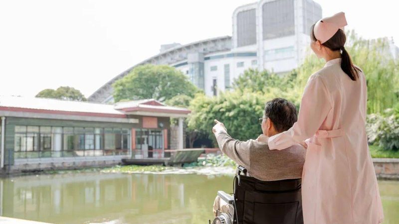 广州高端养老院选址：如何把握关键要素